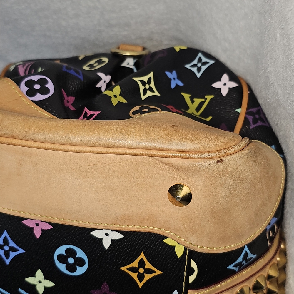 Louis Vuitton Courtney MM - Picture 6 of 9